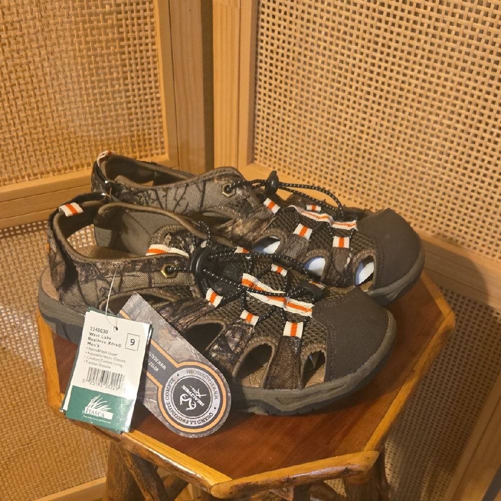 Itasca West Lake Sandals - Brown and Orange Men Size 9 Nwt Camo